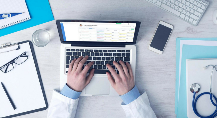 Sistema médico gratuito: descubra os prós e contras