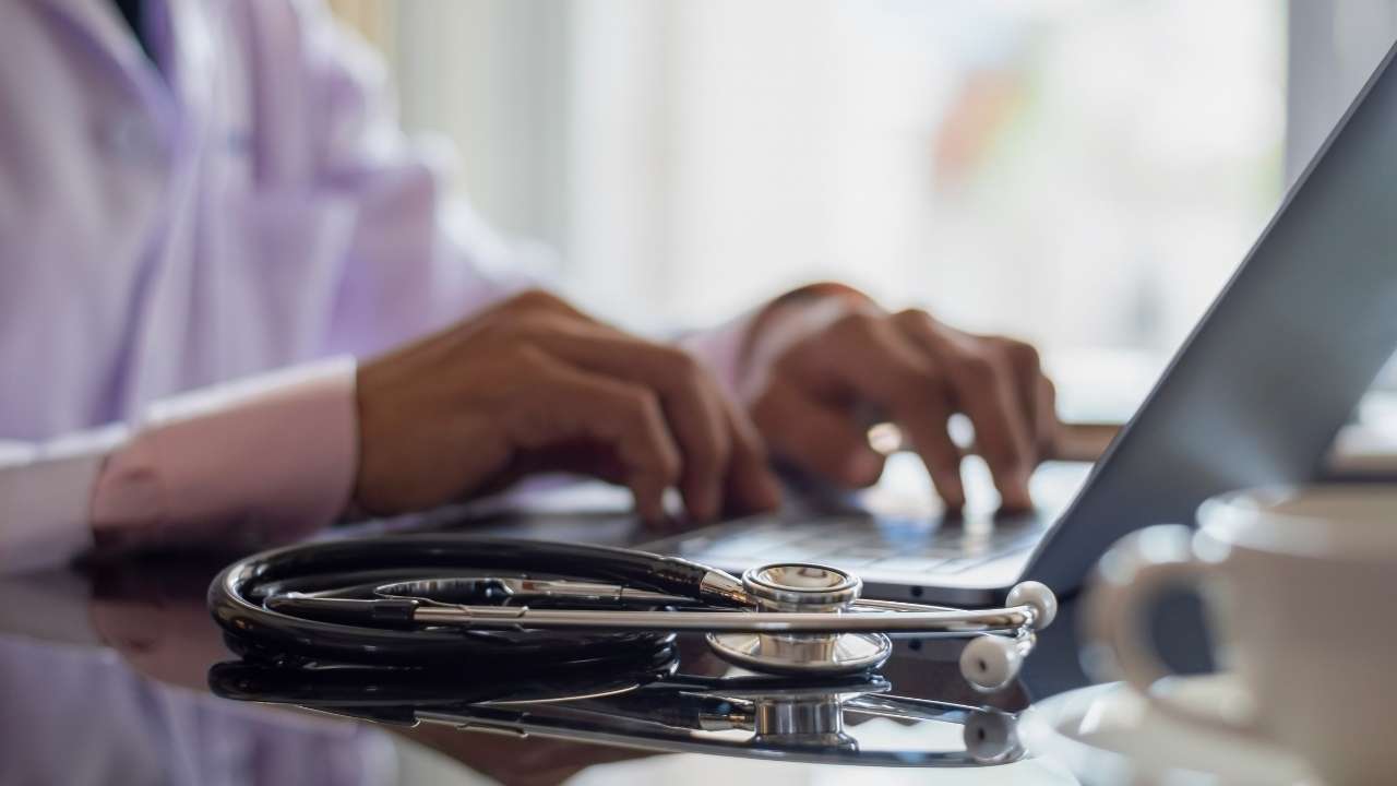 é importante ter todos os documentos atualizados, mesmo que você atue de forma totalmente digital