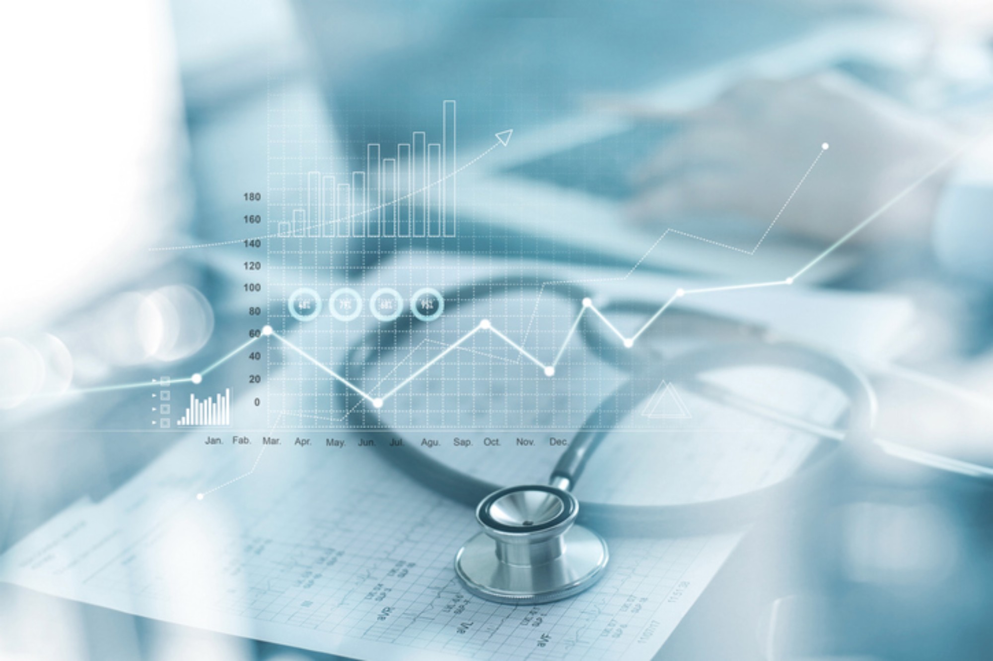 estetoscópio em cima de um relatório médico