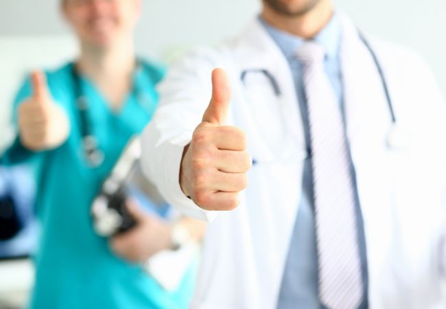 Esperamos ter ajudado a decidir qual melhor opção para você montar seu consultório